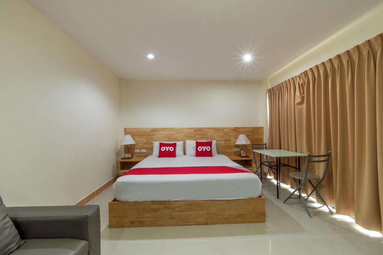 Maple Mansion Hotell Pattaya Exteriör bild